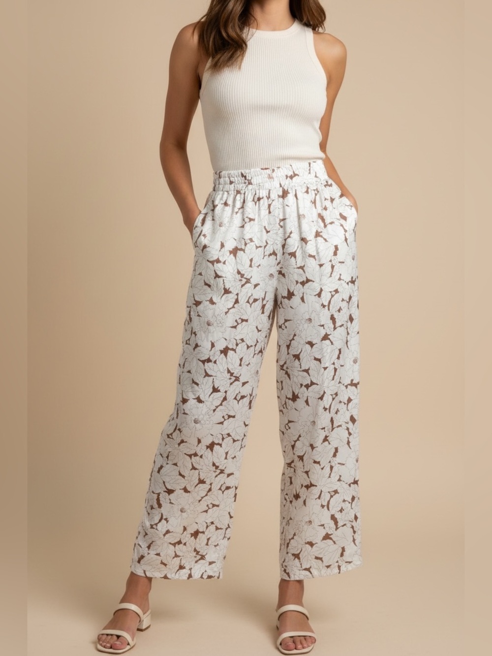 Christy Lynn / White Brown Pattern Elastic Pull On Pants
